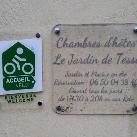 Et Table D'hotes Le Jardin De Tesse 住宿加早餐酒店 土伦