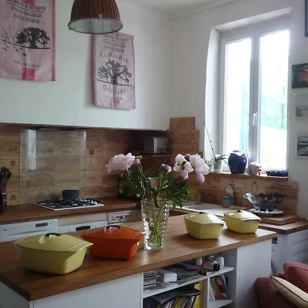 Alojamento de Acomodação e Pequeno-almoço Et Table D'hôtes Le Jardin De Tesse