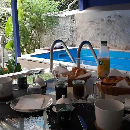 Et Table D'hotes Le Jardin De Tesse 3*